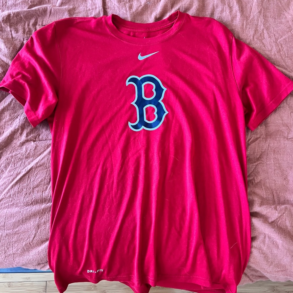 Nike Red Sox Tee